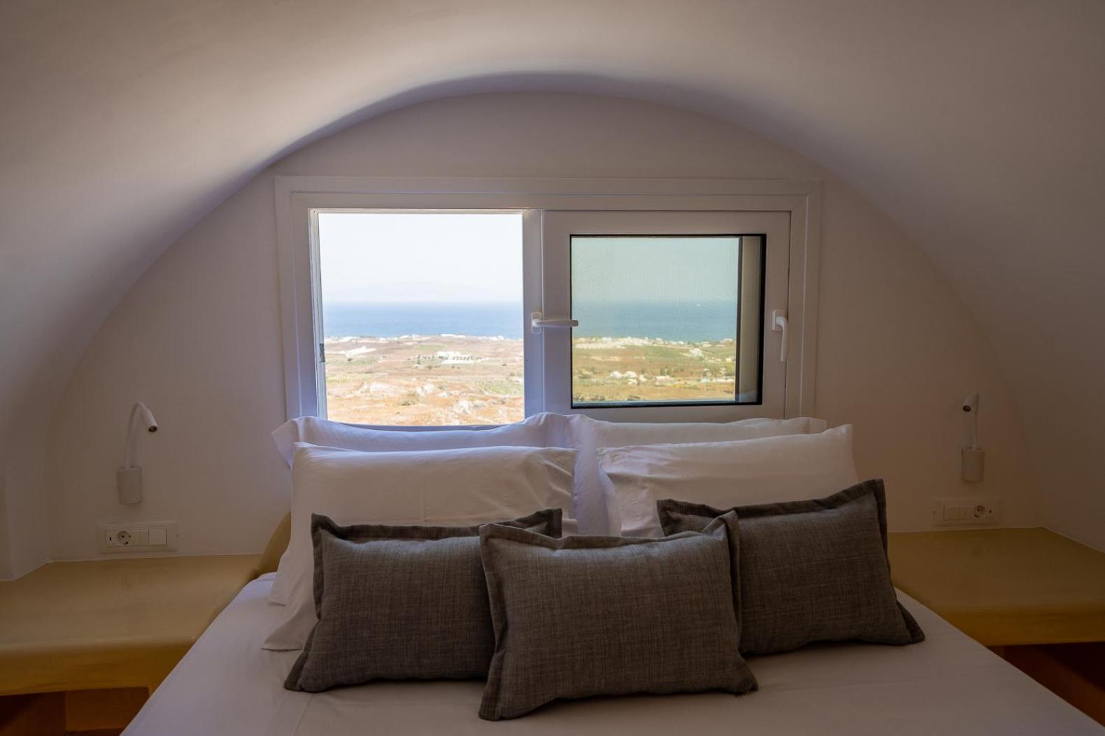 Theophrasti Suites Foinikia  Bagian luar foto