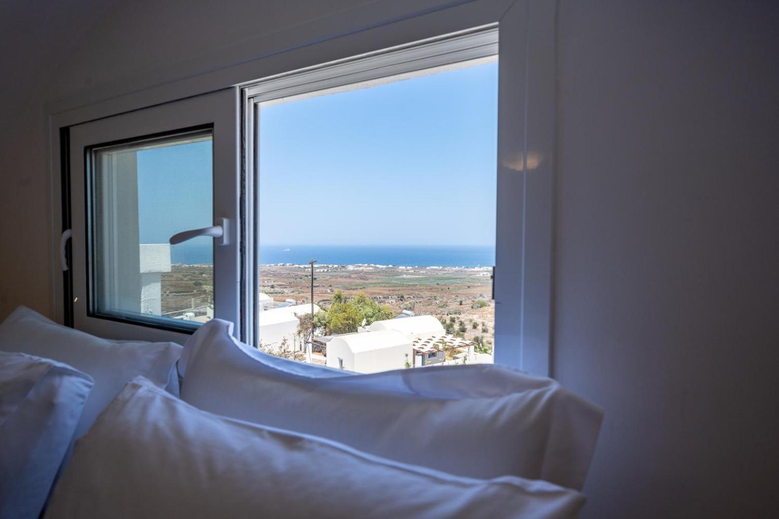 Theophrasti Suites Foinikia  Bagian luar foto