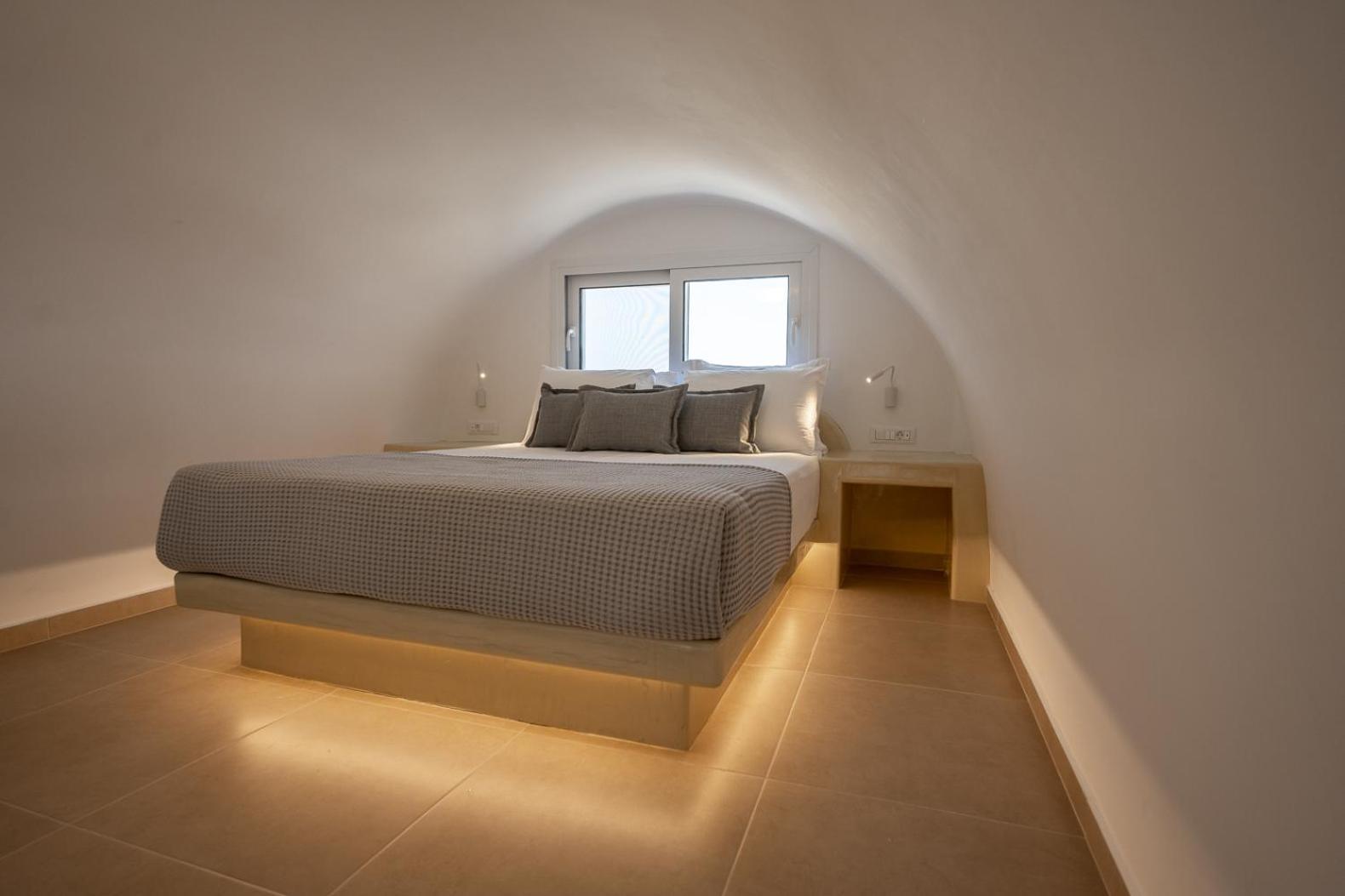 Theophrasti Suites Foinikia  Bagian luar foto