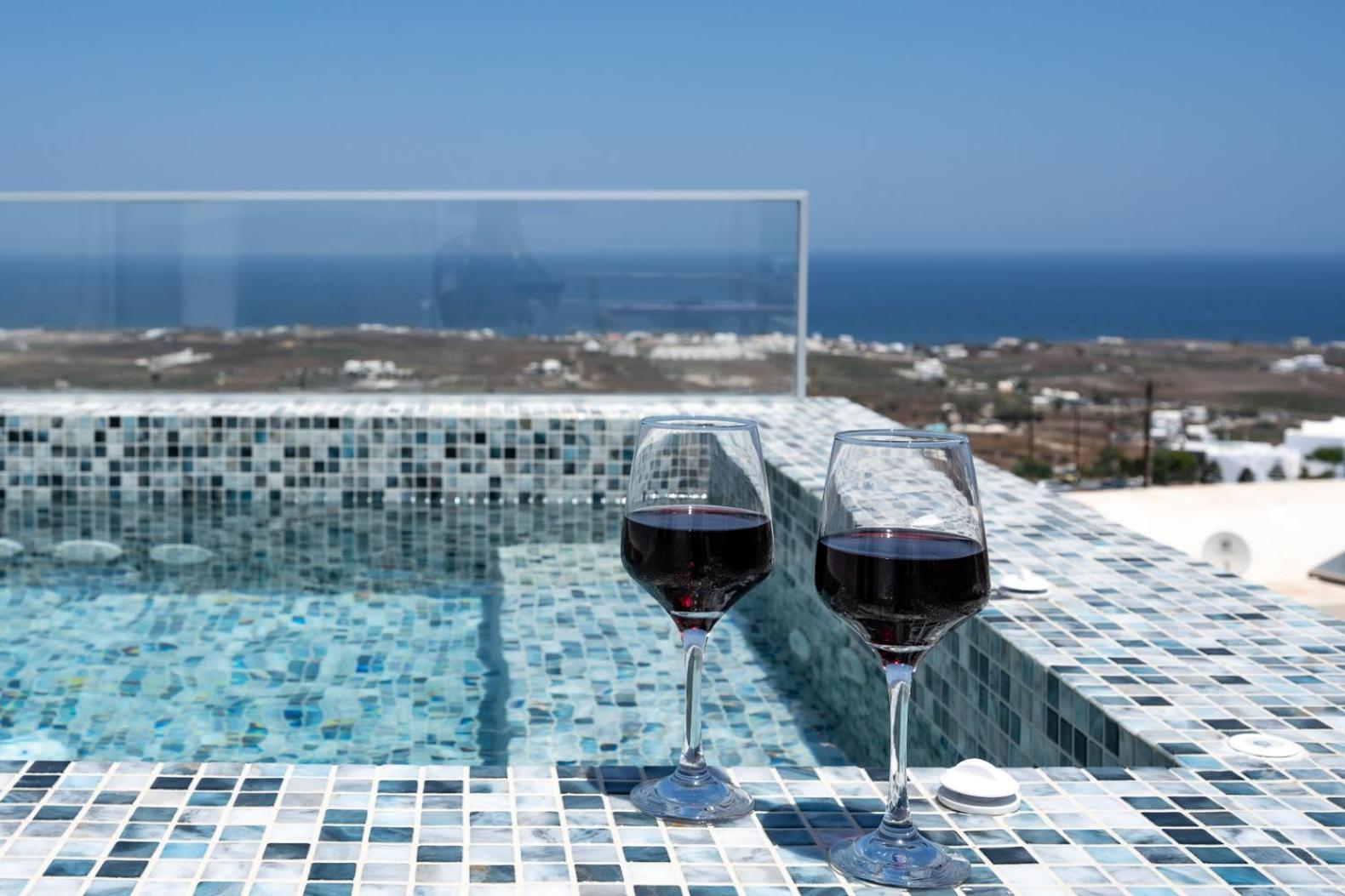Theophrasti Suites Foinikia  Bagian luar foto